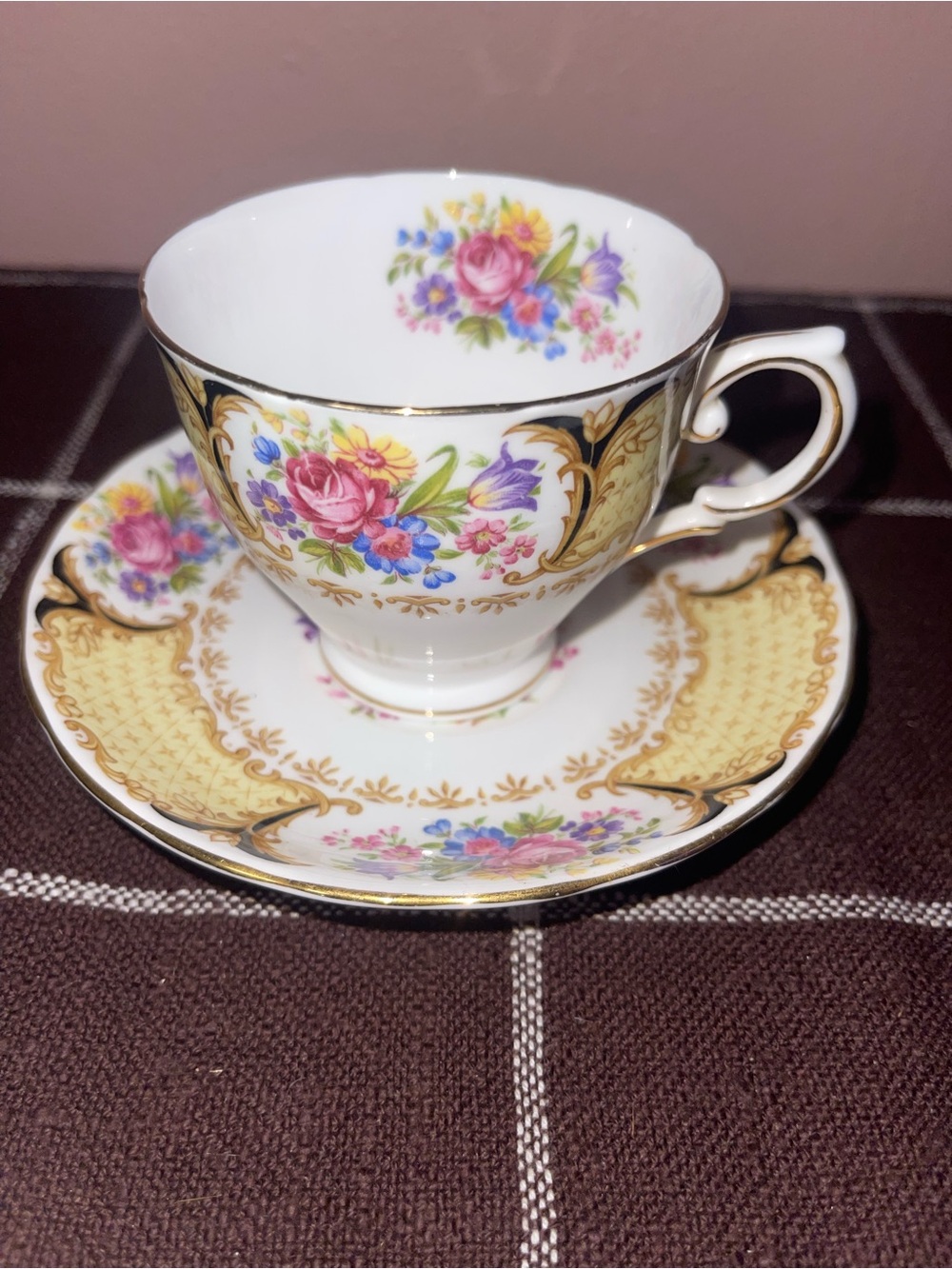 Vintage Tuscan Bone China Teacup Tea Cup Saucer England Floral Gold Gilt